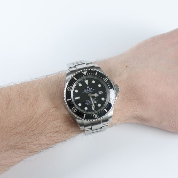 Rolex Sea-Dweller 16660